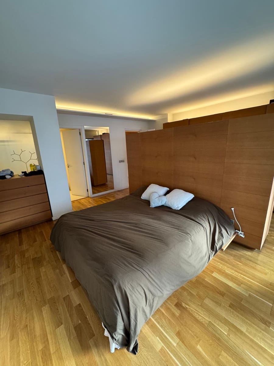 2 soverom Leilighet til leie i Palma de Mallorca med garasje - € 2 200 (Ref: 9418808)