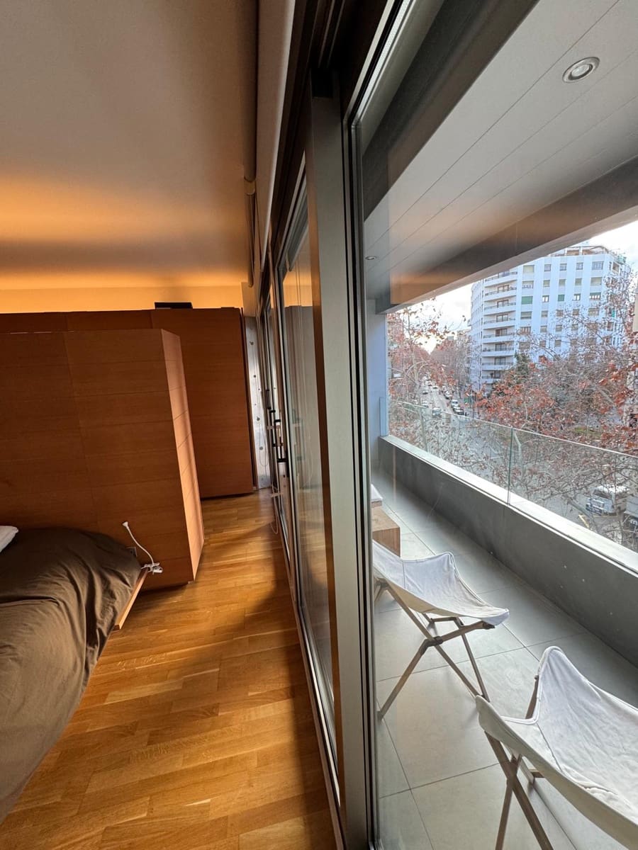 2 soverom Leilighet til leie i Palma de Mallorca med garasje - € 2 200 (Ref: 9418808)