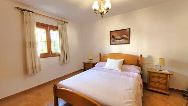 3 sovrum Semi-fristående Villa att hyra i Manacor med garage - 1 600 € (Ref: 9418810)