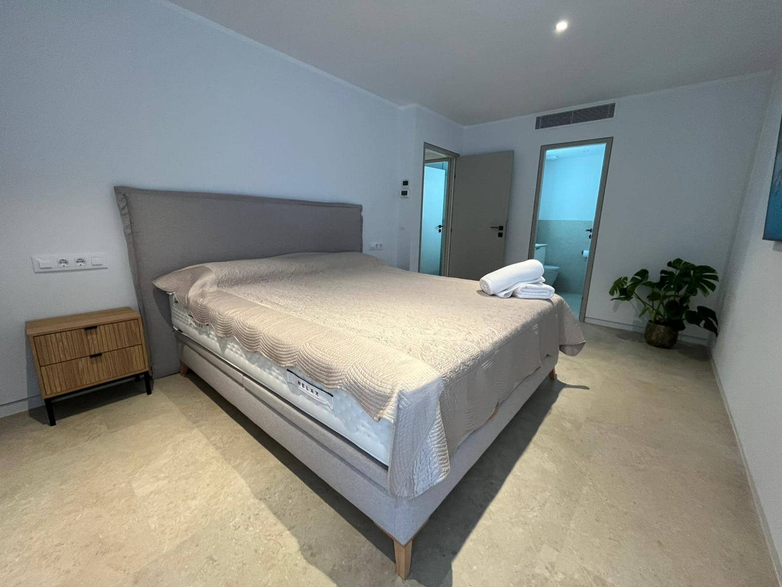 3 camera da letto Appartamento da affittare in Peguera / Paguera con garage - 3.500 € (Rif: 9421646)