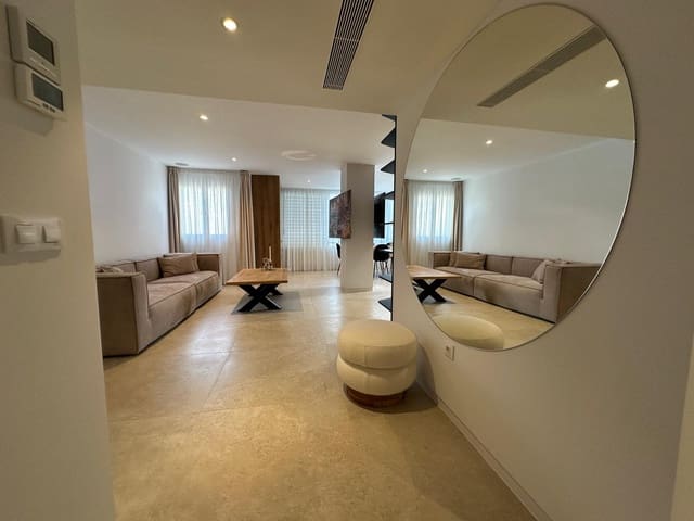 Appartement de 3 chambres à louer à Peguera / Paguera, Calvià avec garage - 3 500 € (Ref: 9421646)