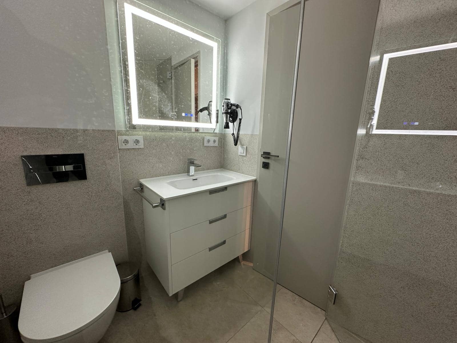 3 camera da letto Appartamento da affittare in Peguera / Paguera con garage - 3.500 € (Rif: 9421646)