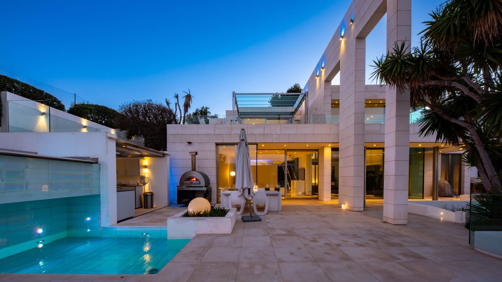 5 soverom Villa til salgs i Sol de Mallorca med svømmebasseng garasje - € 13 950 000 (Ref: 9426585)