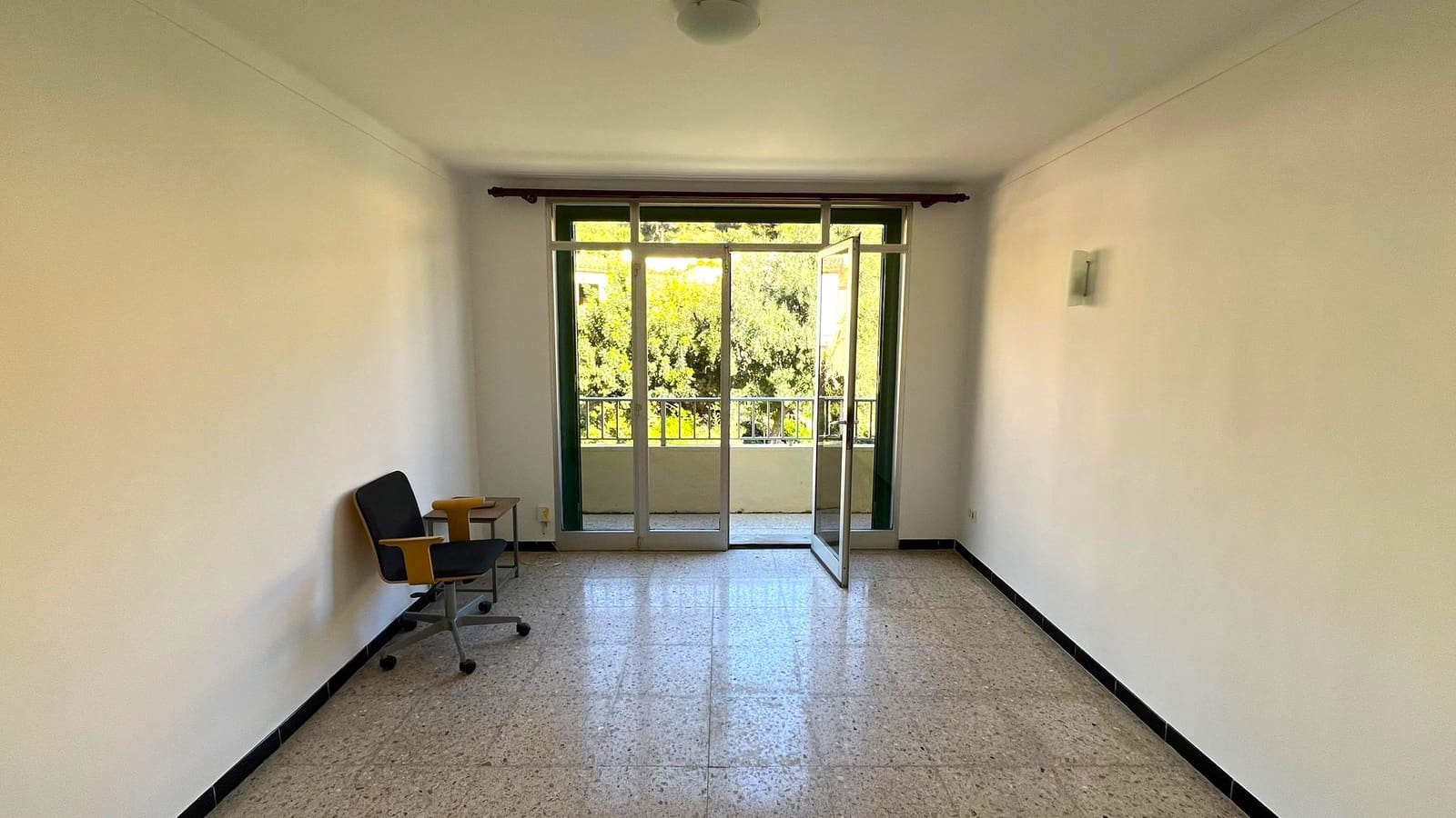 3 bedroom Apartment for rent in Caimari with garage - € 1,500 (Ref: 9428948)