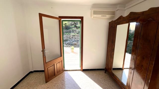 3 bedroom Apartment for rent in Caimari, Selva with garage - € 1,500 (Ref: 9428948)