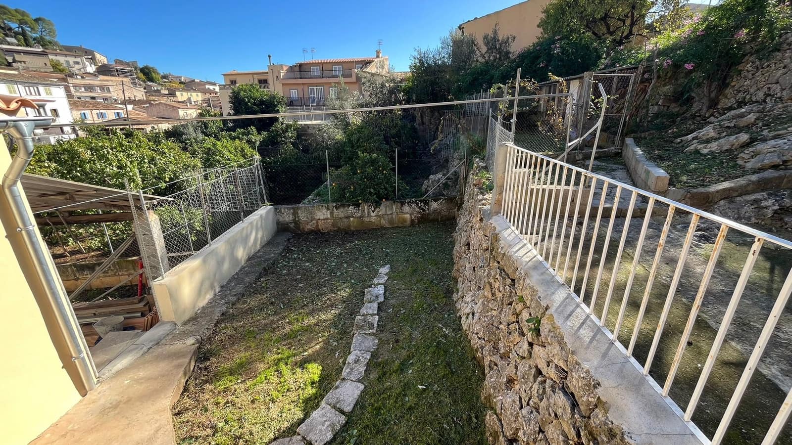 3 bedroom Apartment for rent in Caimari with garage - € 1,500 (Ref: 9428948)