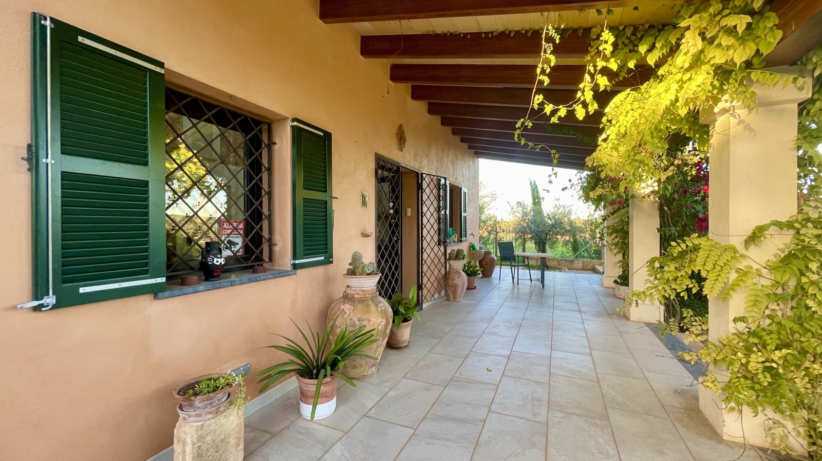 3 soveværelse Finca/Landehus til leje i Llubi med swimmingpool garage - € 2.000 (Ref: 9432703)