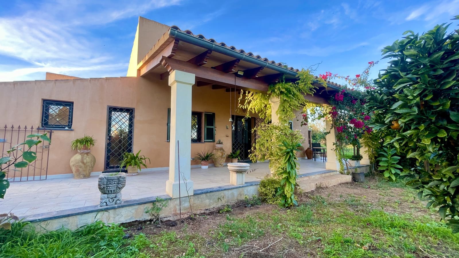 3 soveværelse Finca/Landehus til leje i Llubi med swimmingpool garage - € 2.000 (Ref: 9432703)