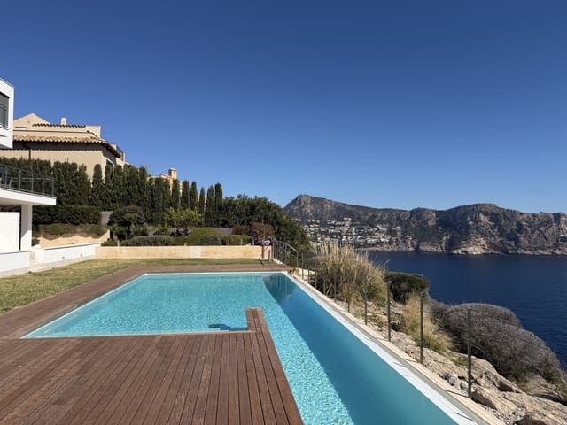 2 soveværelse Lejlighed til salg i Puerto de Andratx, Andratx med garage - € 1.699.000 (Ref: 9436435)