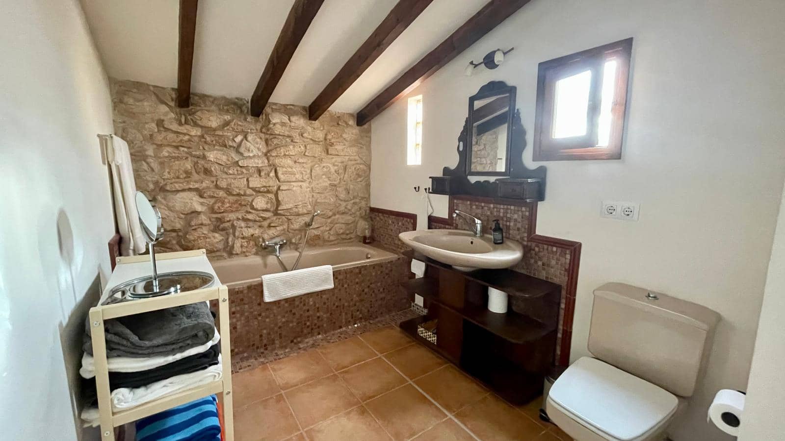 2 slaapkamer Villa te huur in Ses Salines - € 1.500 (Ref: 9444963)