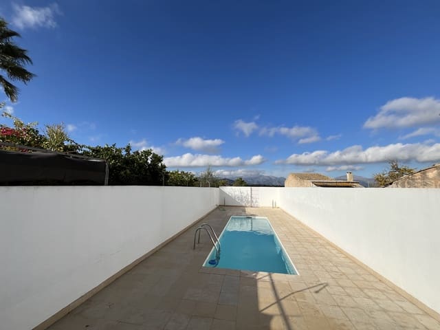 3 quarto Moradia Geminada para arrendar em Llubí com piscina - 1 800 € (Ref: 9447245)