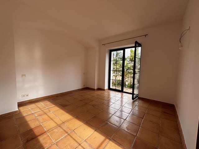 3 soveværelse Villa til salg i Santa Ponsa, Calvià med garage - € 1.250.000 (Ref: 9447246)