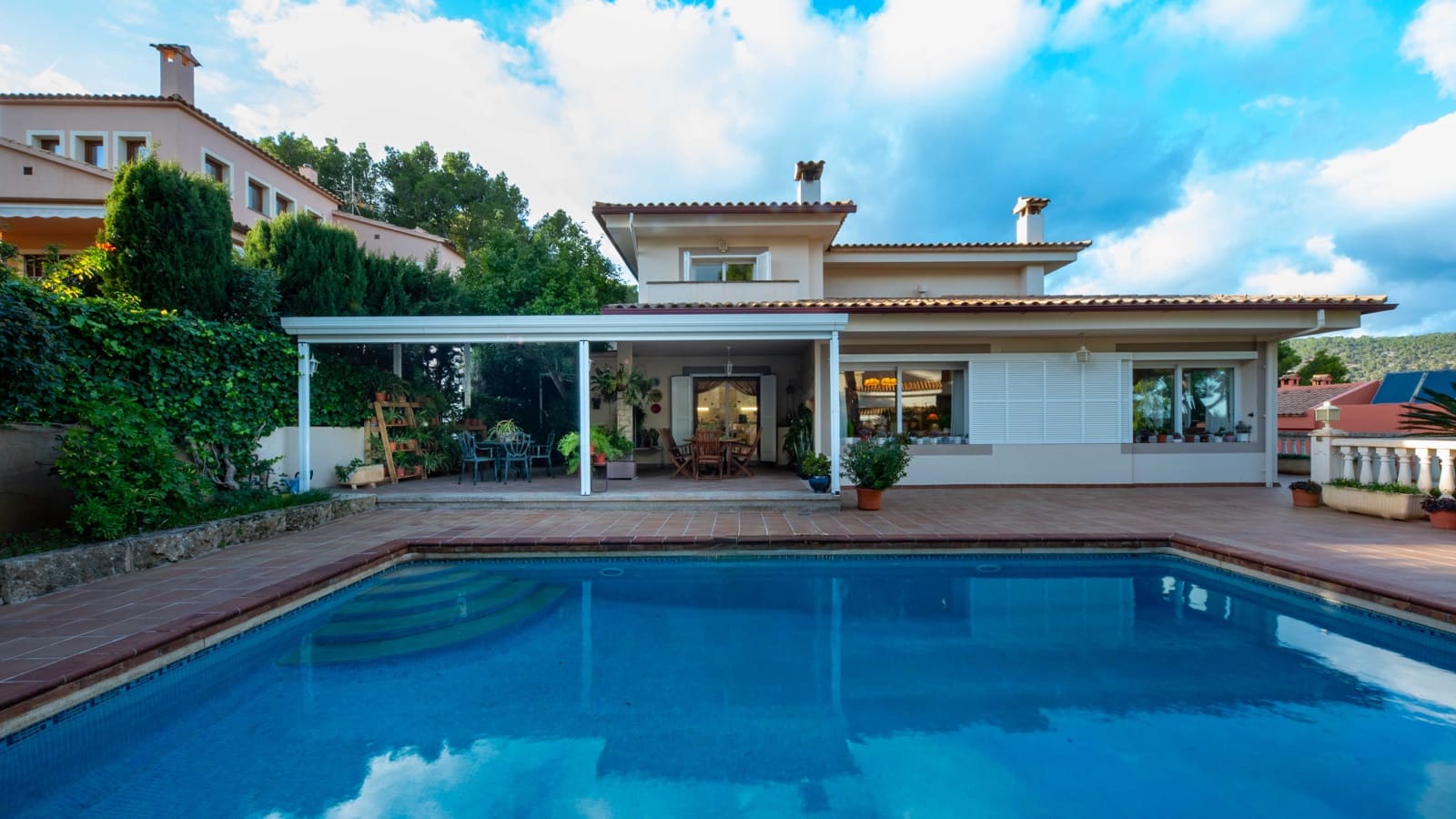 5 soverom Villa til salgs i Cas Catala med svømmebasseng garasje - € 2 800 000 (Ref: 9447247)