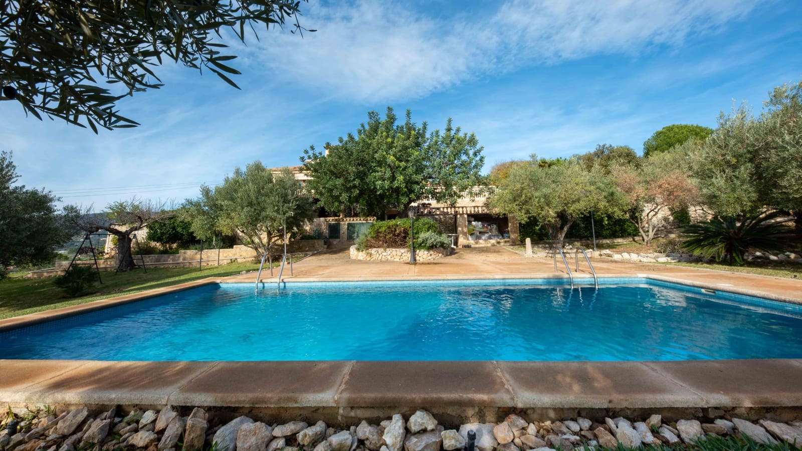 8 soverom Finca/Herregård til salgs i Inca med svømmebasseng garasje - € 3 950 000 (Ref: 9447249)