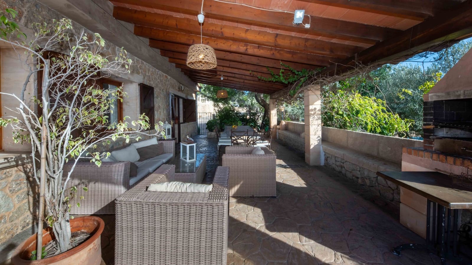 8 soverom Finca/Herregård til salgs i Inca med svømmebasseng garasje - € 3 950 000 (Ref: 9447249)