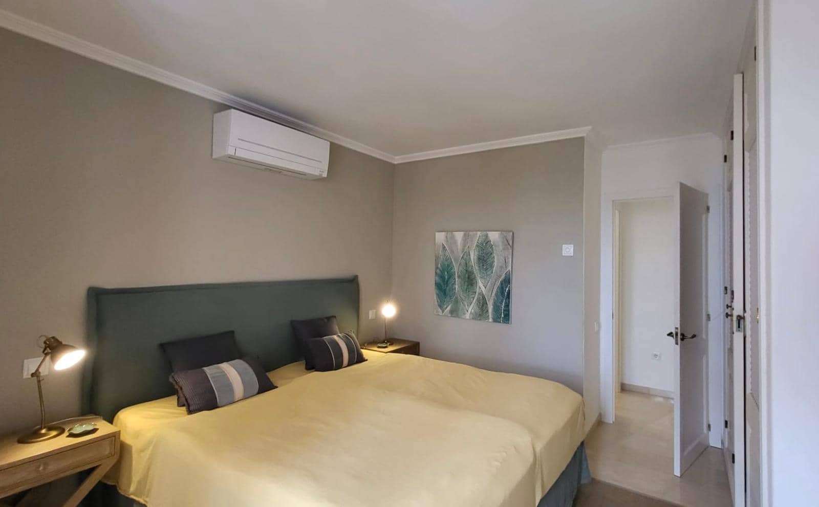 2 soverom Leilighet til salgs i Santa Ponsa med garasje - € 1 250 000 (Ref: 9469826)