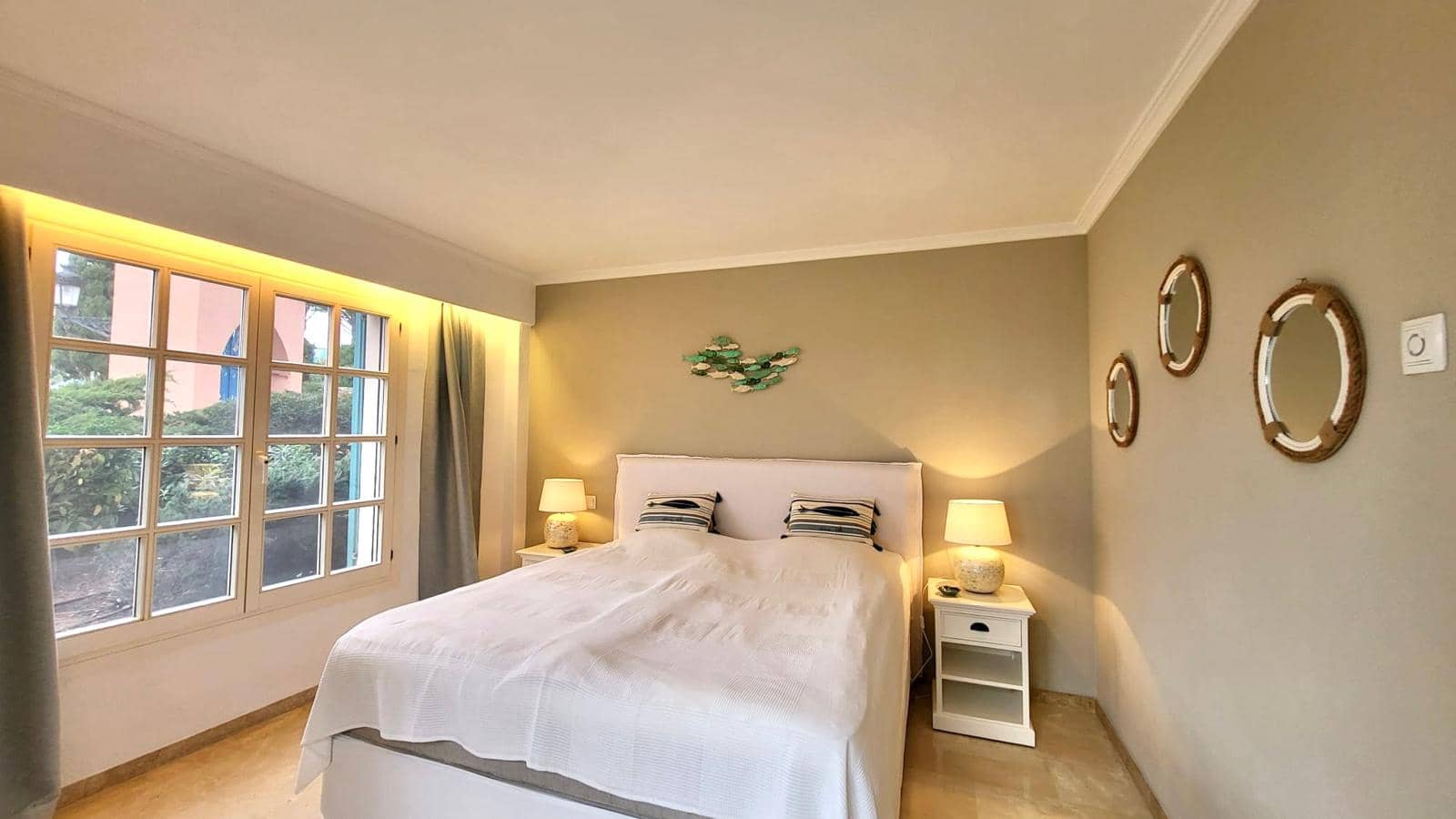 2 soverom Leilighet til salgs i Santa Ponsa med garasje - € 1 250 000 (Ref: 9469826)