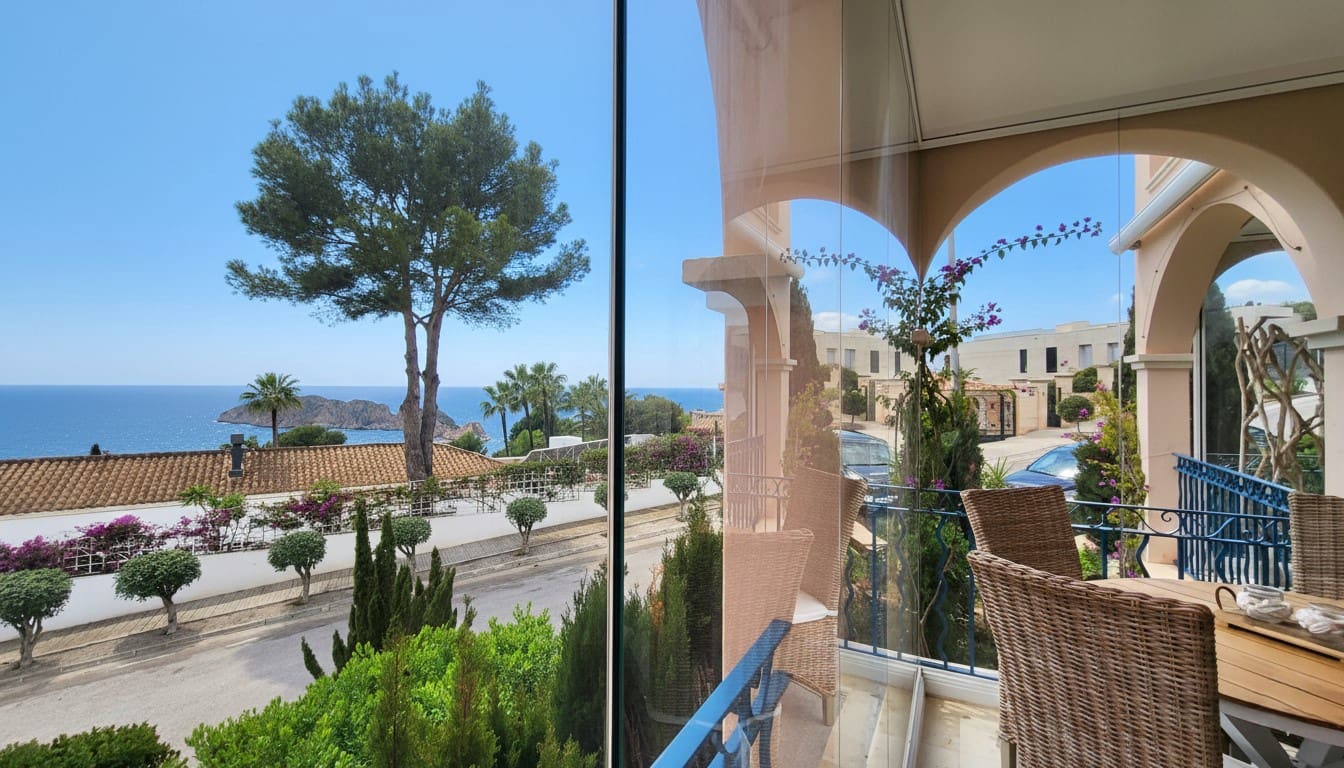 2 soverom Leilighet til salgs i Santa Ponsa med garasje - € 1 250 000 (Ref: 9469826)