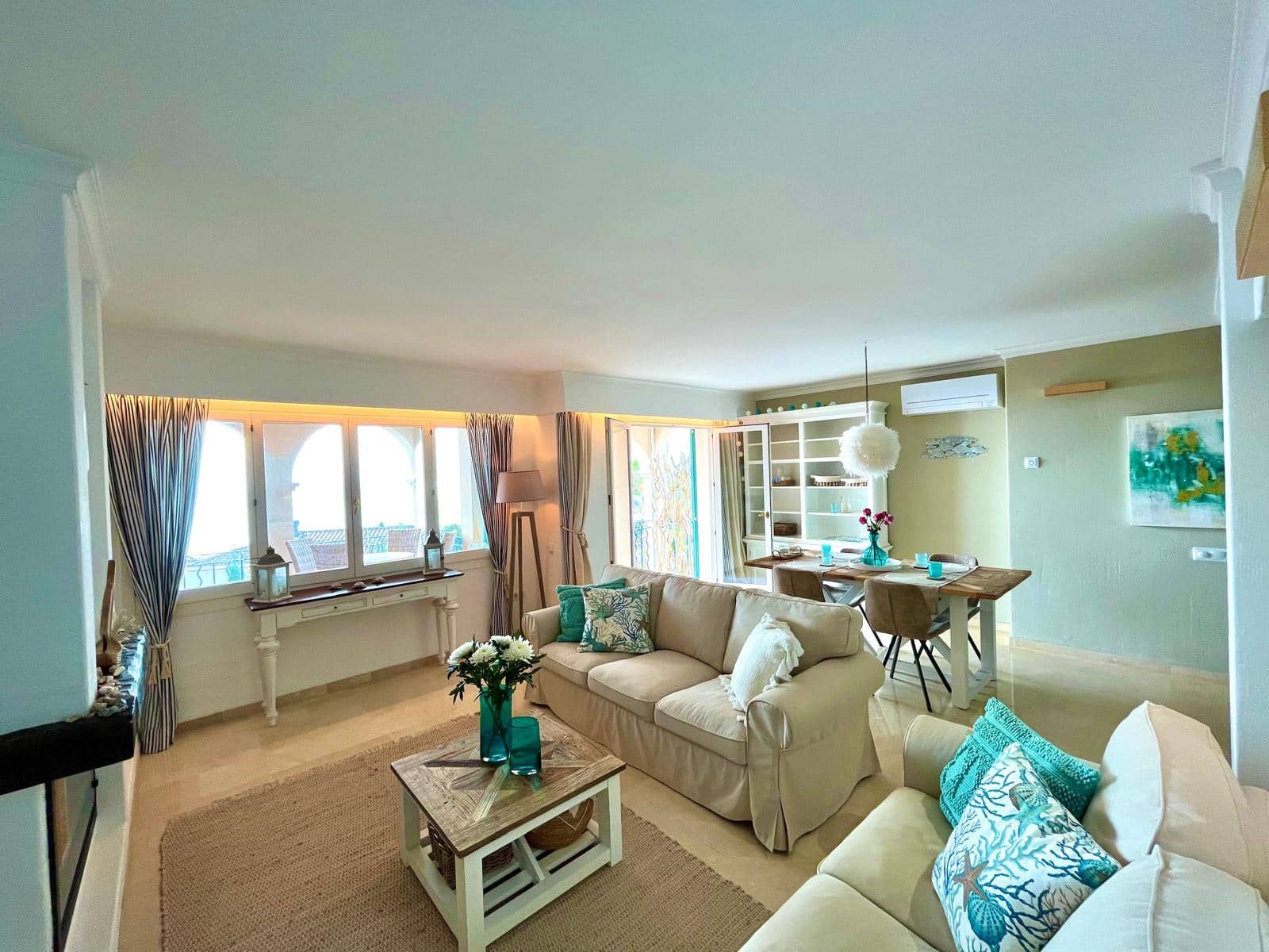 2 slaapkamer Appartement te koop in Santa Ponsa met garage - € 1.250.000 (Ref: 9469826)