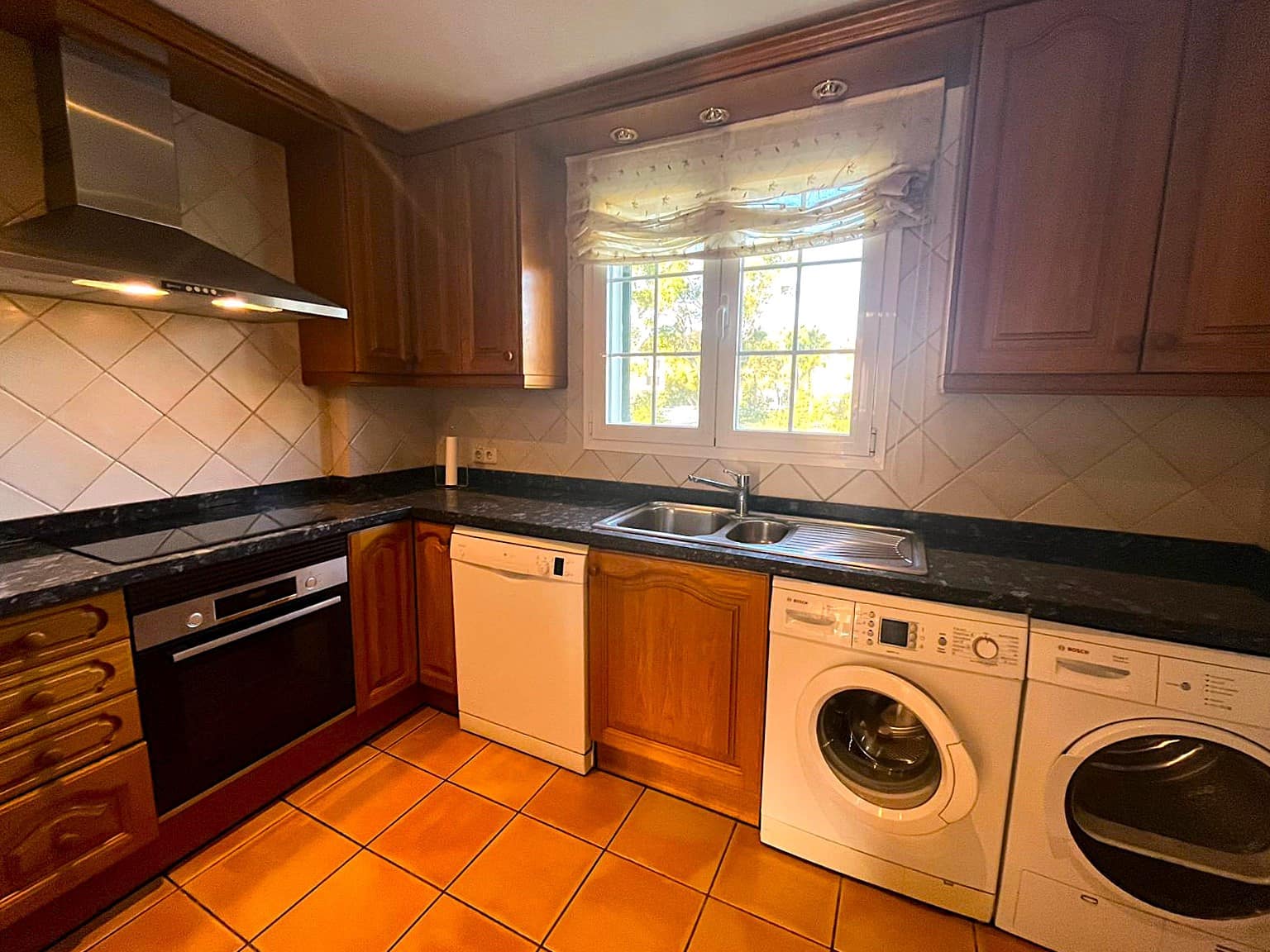 2 quarto Apartamento para arrendar em Santa Ponsa com garagem - 2 400 € (Ref: 9469827)