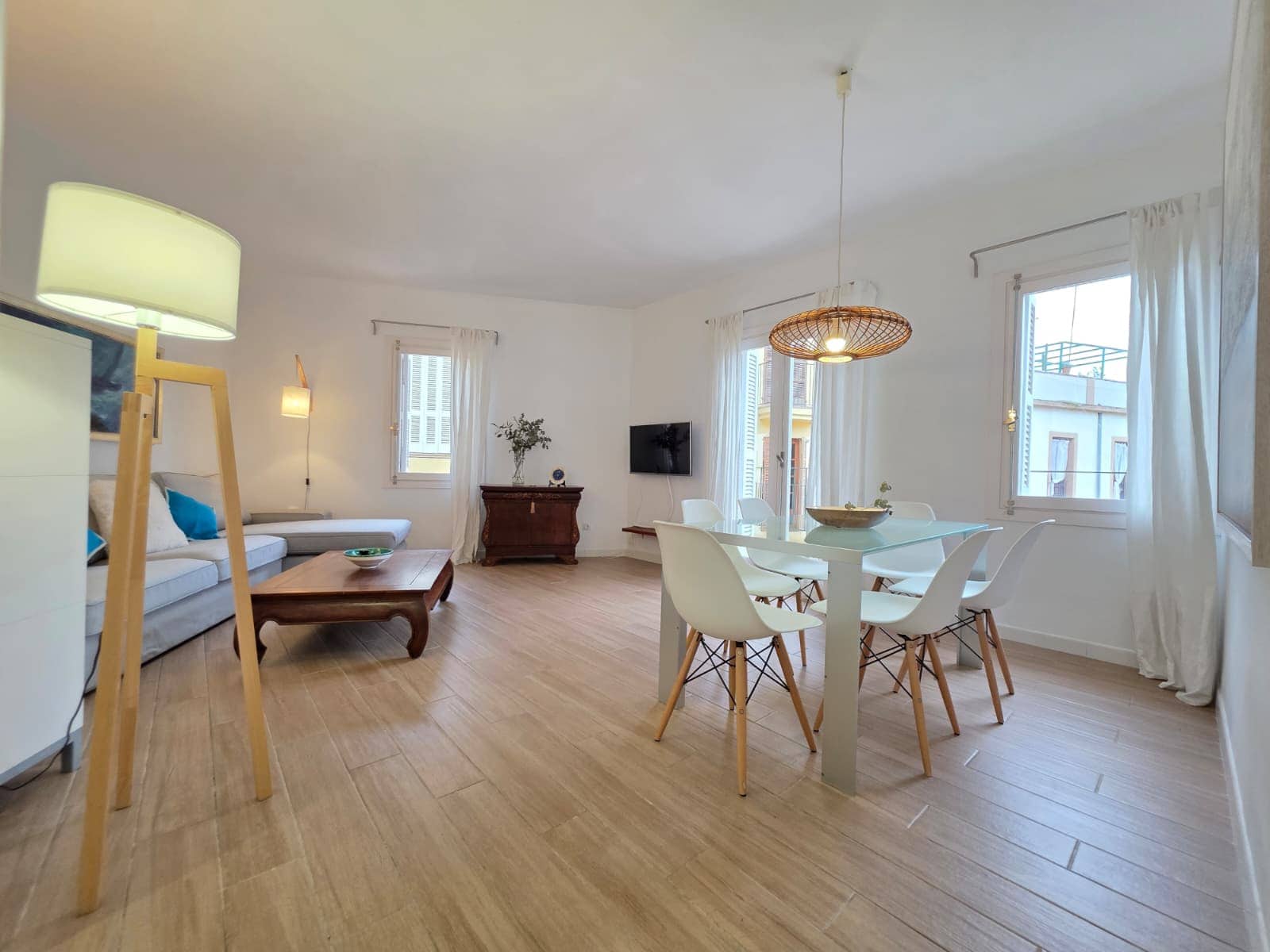 3 soveværelse Lejlighed til leje i Palma de Mallorca - € 1.900 (Ref: 9469828)