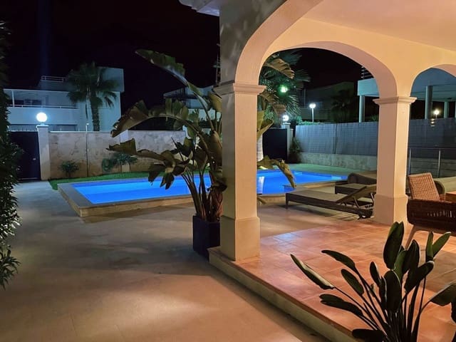 3 bedroom Villa for sale in Sa Rapita / La Rapita, Campos with pool garage - € 1,450,000 (Ref: 9469830)