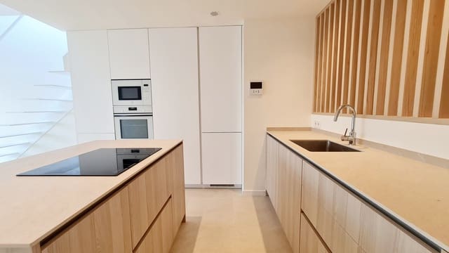 3 sovrum Takvåning att hyra i Son Cotoner, Palma de Mallorca med garage - 2 700 € (Ref: 9469831)