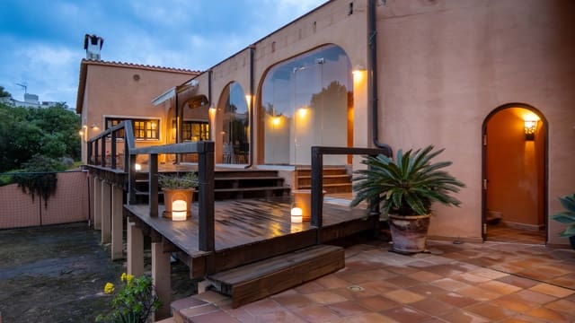 4 bedroom Villa for sale in Santa Ponsa, Calvià with pool garage - € 2,300,000 (Ref: 9469832)