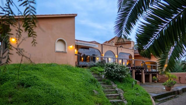 4 bedroom Villa for sale in Santa Ponsa, Calvià with pool garage - € 2,300,000 (Ref: 9469832)