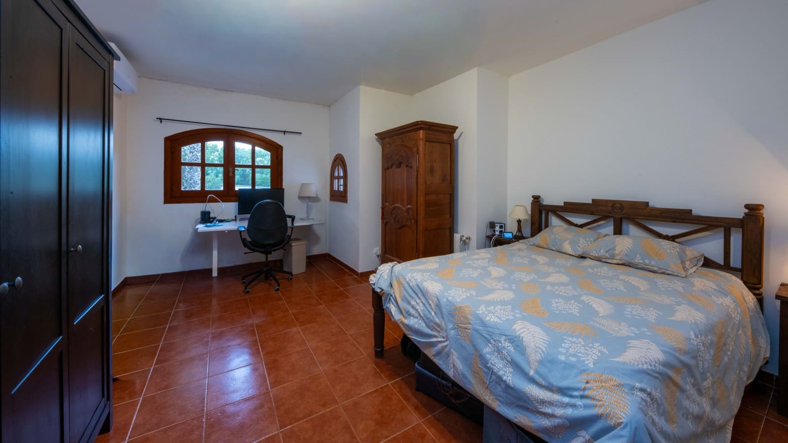 4 bedroom Villa for sale in Santa Ponsa with pool garage - € 2,300,000 (Ref: 9469832)