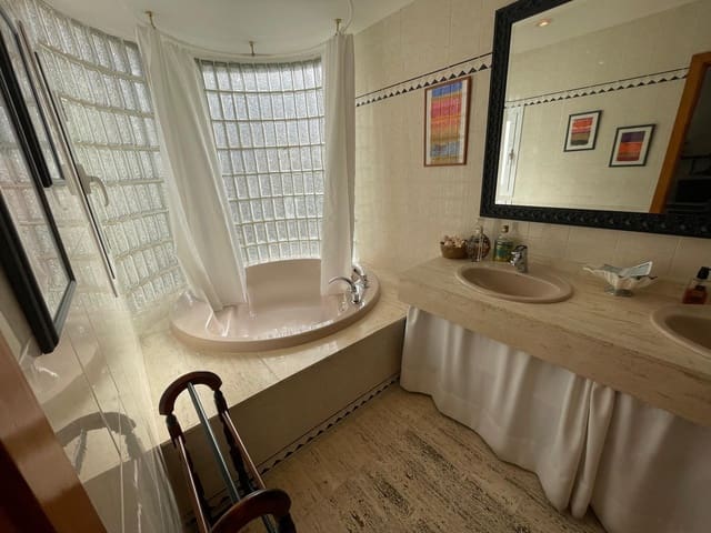 4 chambre Villa/Maison Semi-Mitoyenne à vendre à Son Espanyolet, Palma de Mallorca avec garage - 1 350 000 € (Ref: 9469837)