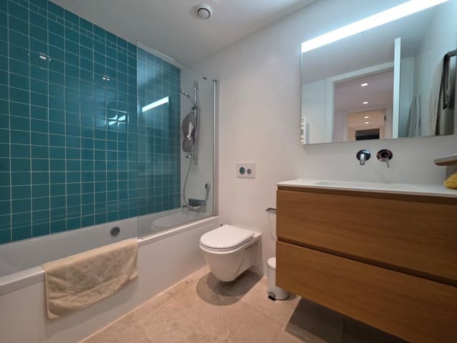 4 Zimmer Apartment zu vermieten in Plaça dels Patins, Palma de Mallorca - 2.800 € (Ref: 9469840)