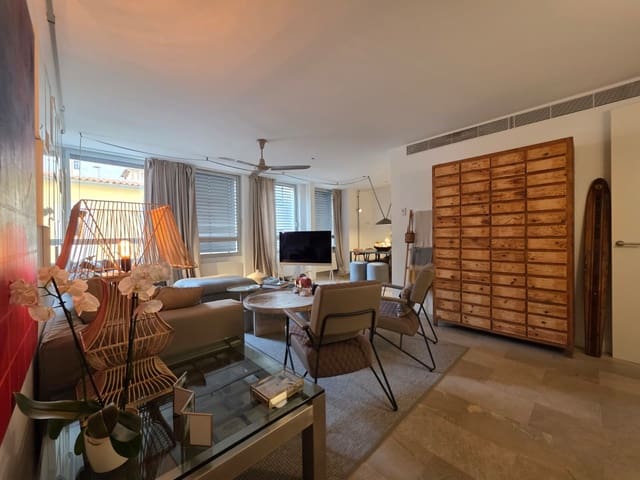 4 Zimmer Apartment zu vermieten in Plaça dels Patins, Palma de Mallorca - 2.800 € (Ref: 9469840)