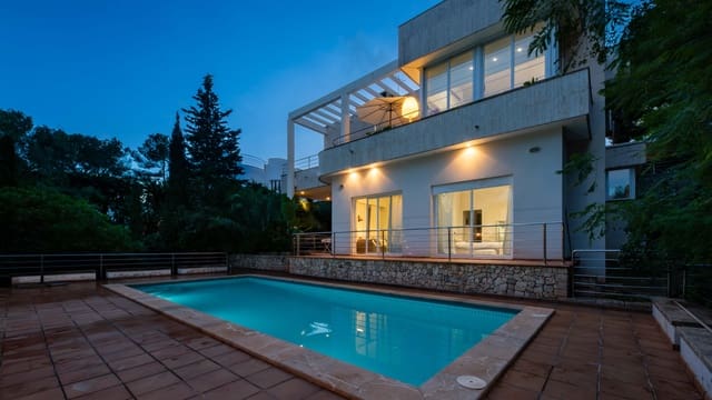 Villa/Maison de 6 chambres à louer à Costa d'en Blanes, Calvià avec piscine garage - 8 500 € (Ref: 9479066)