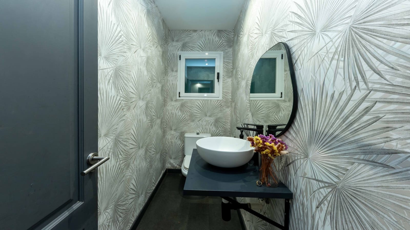 Villa/Maison de 6 chambres à louer à Costa d'en Blanes avec piscine garage - 8 500 € (Ref: 9479066)