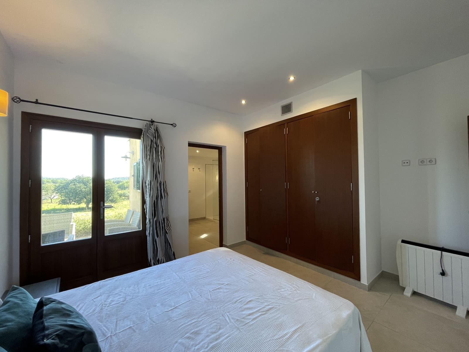 3 bedroom Finca/Country House for rent in Arta with garage - € 3,500 (Ref: 9479069)