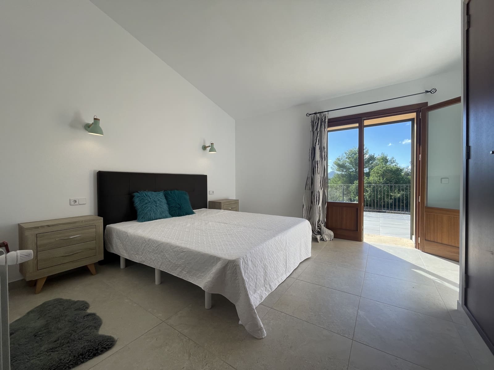 3 bedroom Finca/Country House for rent in Arta with garage - € 3,500 (Ref: 9479069)