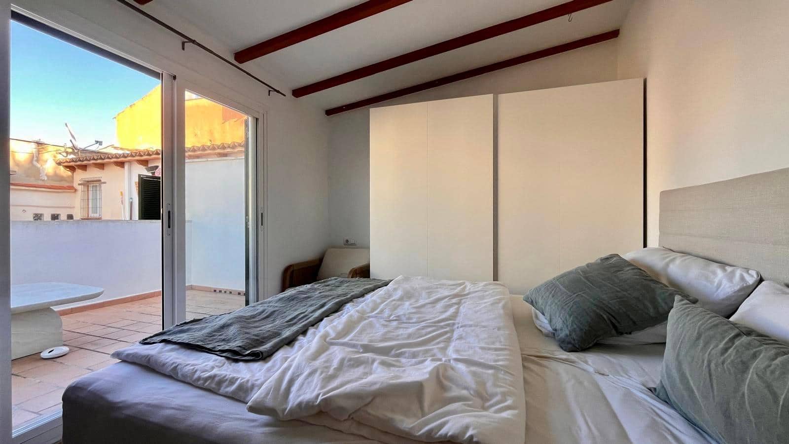 1 bedroom Penthouse for sale in Palma de Mallorca - € 330,000 (Ref: 9479070)