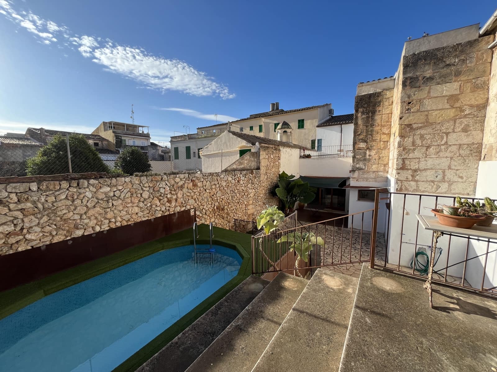 3 sypialnia Dom do wynajęcia w Sa Pobla z basenem garażem - 3 000 € (Ref: 9487969)