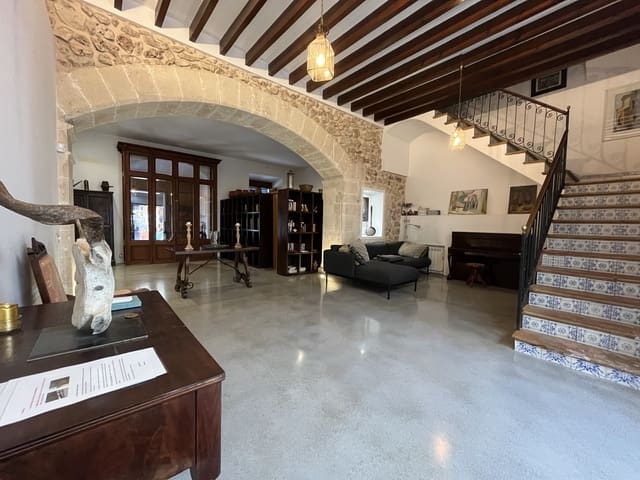 3 sypialnia Dom do wynajęcia w Sa Pobla z basenem garażem - 3 000 € (Ref: 9487969)