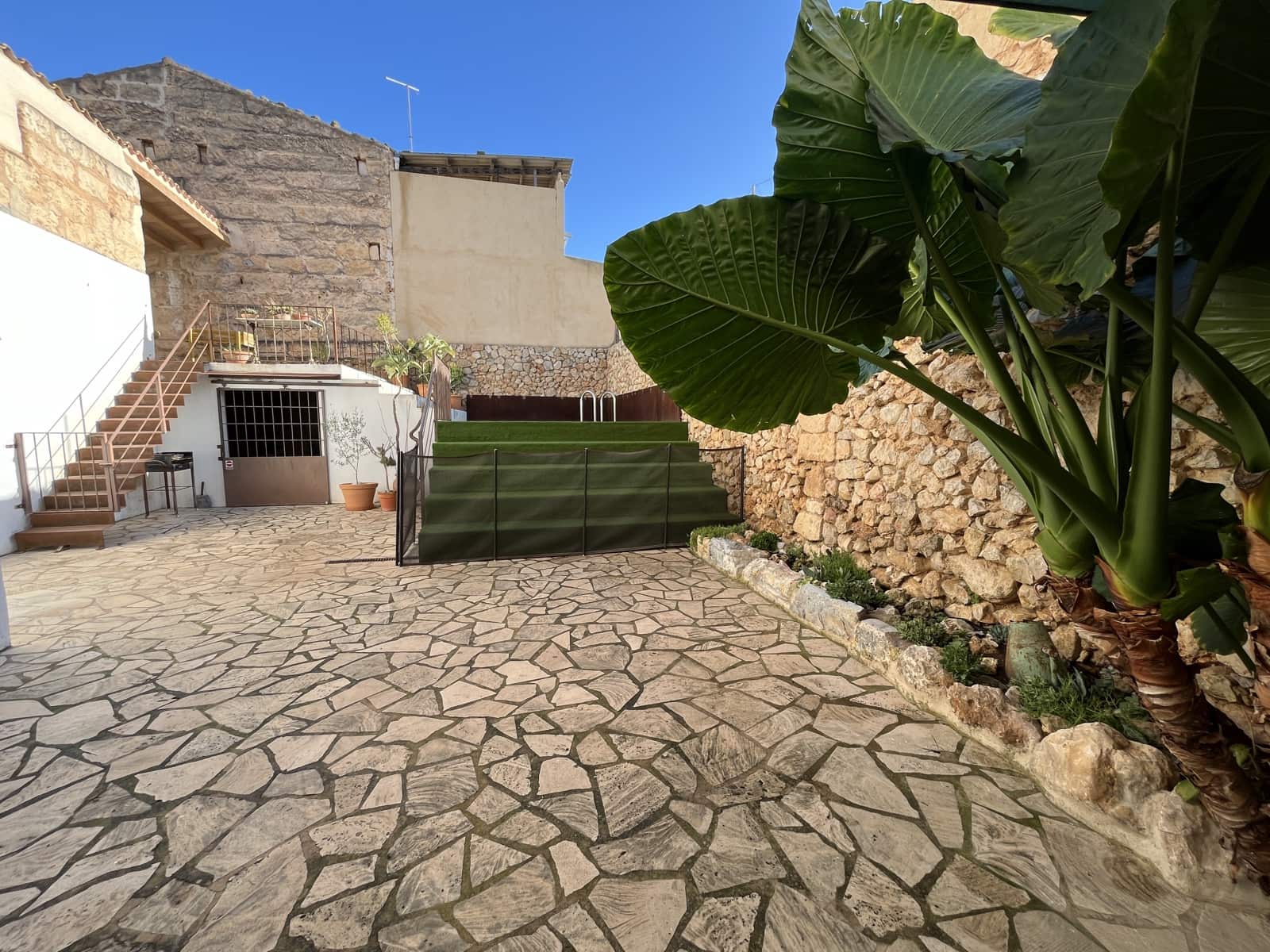 3 sypialnia Dom do wynajęcia w Sa Pobla z basenem garażem - 3 000 € (Ref: 9487969)