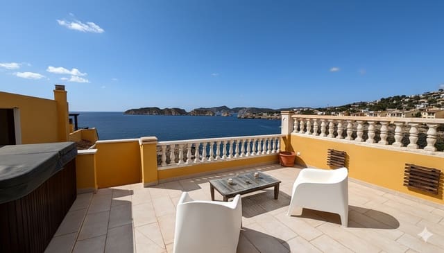 2 makuuhuone Kattohuoneisto myytävänä paikassa Santa Ponsa, Calvià mukana uima-altaan 
autotalli - 1 150 000 € (Ref: 9487970)