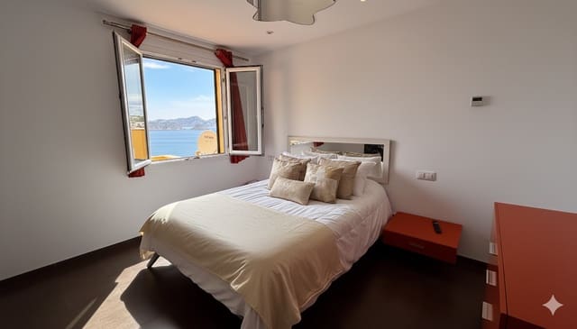 2 makuuhuone Kattohuoneisto myytävänä paikassa Santa Ponsa, Calvià mukana uima-altaan 
autotalli - 1 150 000 € (Ref: 9487970)