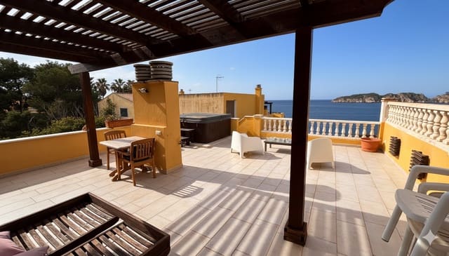 2 makuuhuone Kattohuoneisto myytävänä paikassa Santa Ponsa, Calvià mukana uima-altaan 
autotalli - 1 150 000 € (Ref: 9487970)