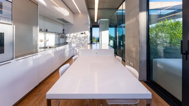 Chalet de 4 habitaciones en Costa d'en Blanes, Calvià en venta con piscina garaje - 4.190.000 € (Ref: 9490862)