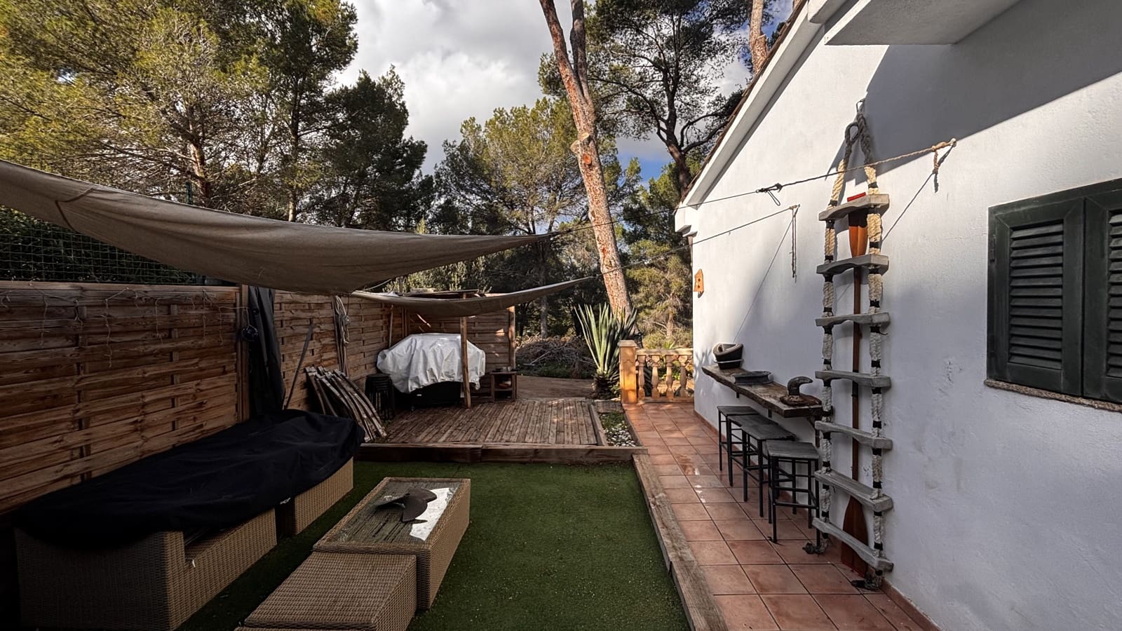 Chalet de 3 habitaciones en Santa Ponsa en venta con garaje - 1.250.000 € (Ref: 9490863)