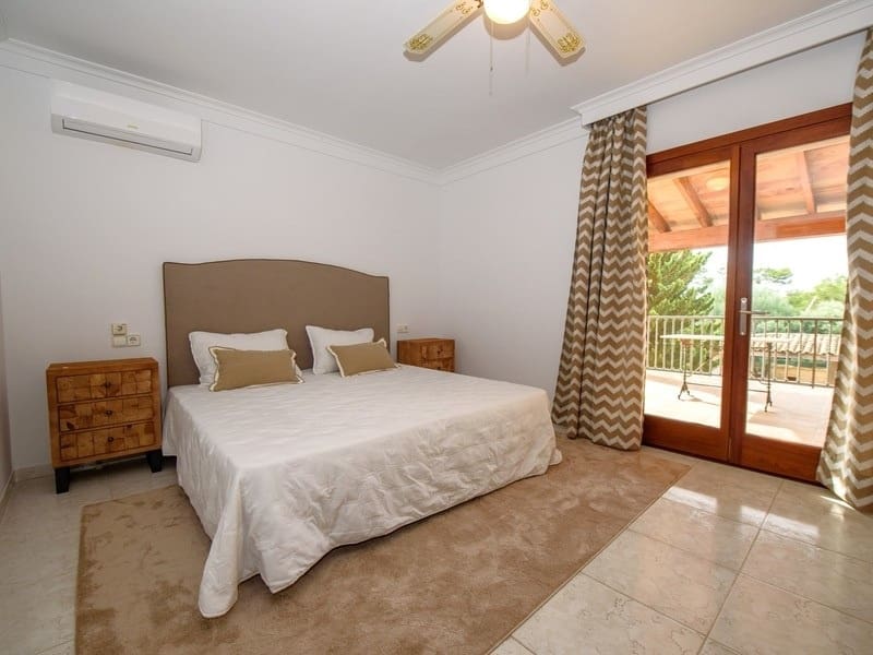 3 makuuhuone Rivitalo myytävänä paikassa Portocristo / Port de Manacor mukana uima-altaan 
autotalli - 1 590 000 € (Ref: 9494064)