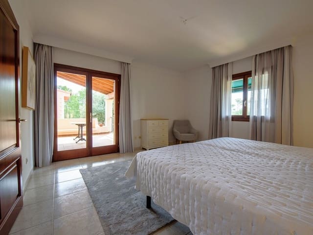 3 makuuhuone Rivitalo myytävänä paikassa Portocristo / Port de Manacor, Manacor mukana uima-altaan 
autotalli - 1 590 000 € (Ref: 9494064)