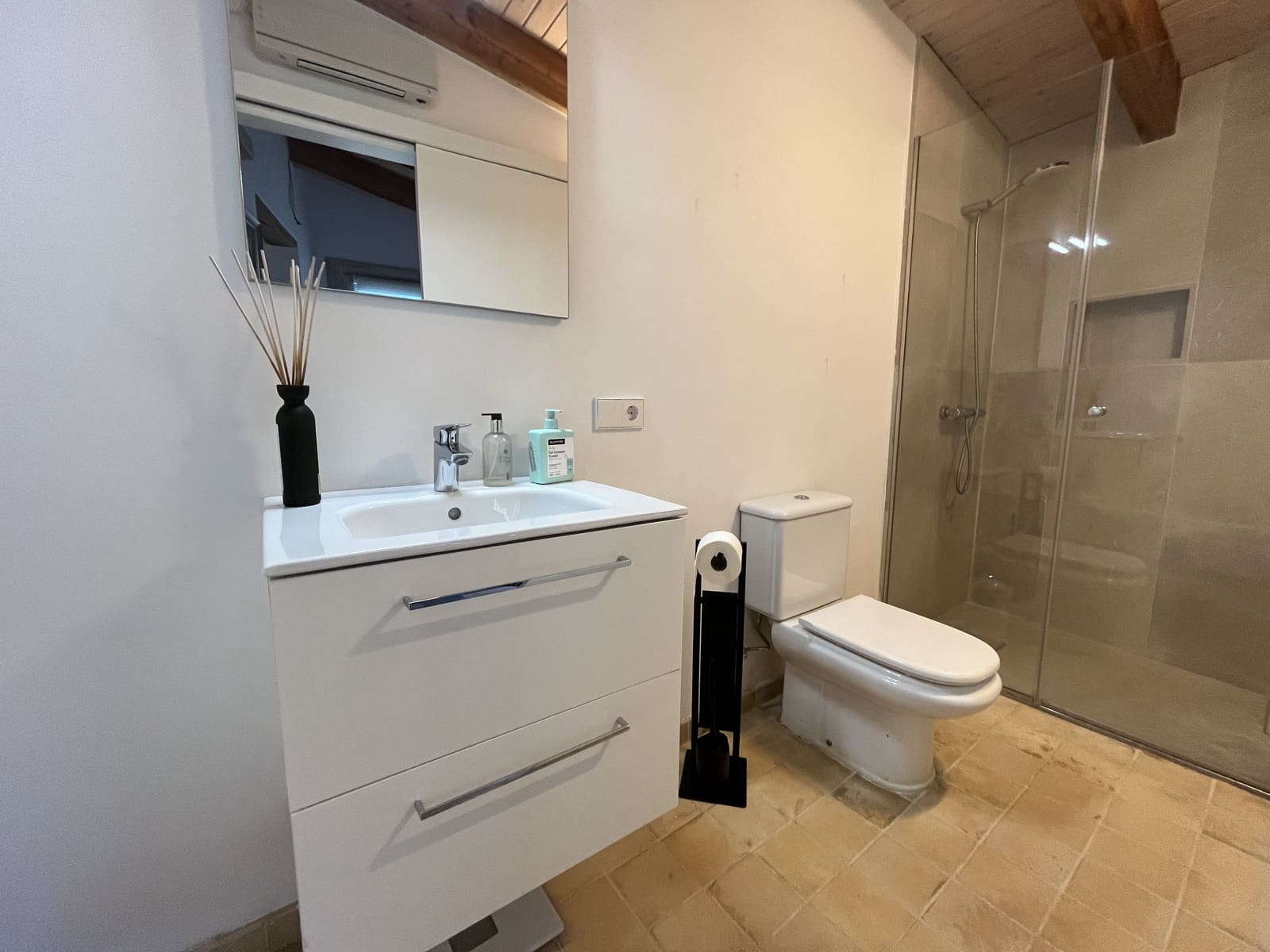 3 camera da letto Casa da affittare in Alaro con garage - 2.300 € (Rif: 9496550)