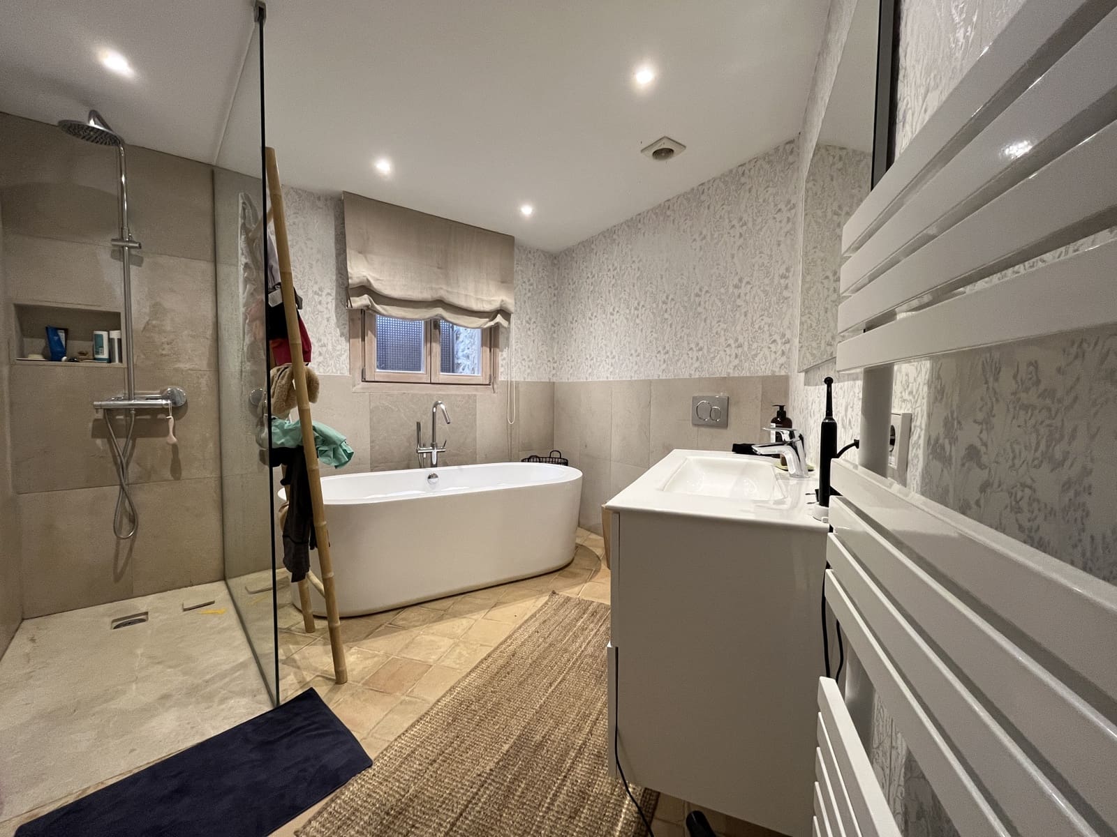 3 camera da letto Casa da affittare in Alaro con garage - 2.300 € (Rif: 9496550)